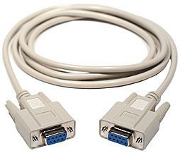 Câble DB9 null modem - femelle vers femelle