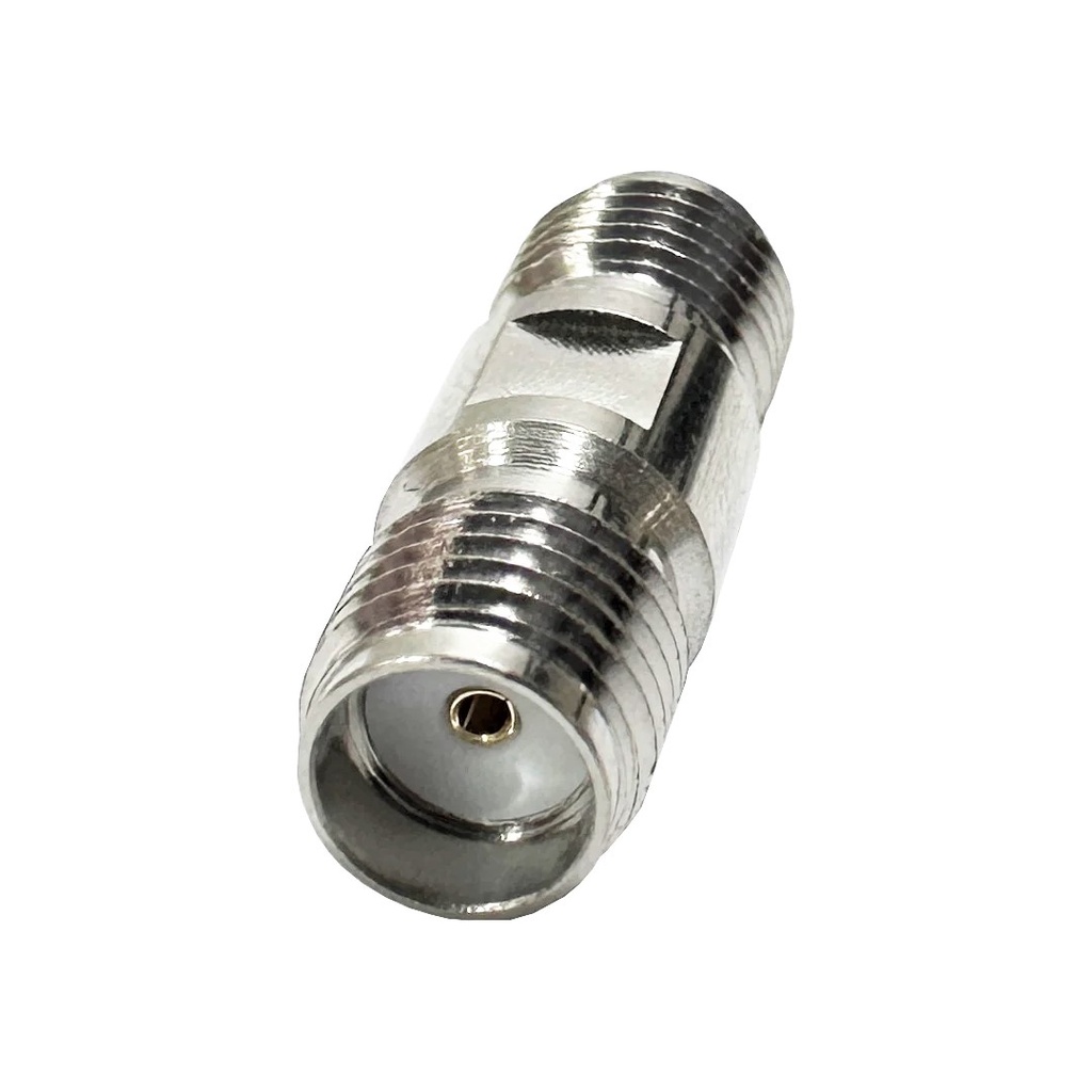Adaptateur SMA femelle à SMA femelle
