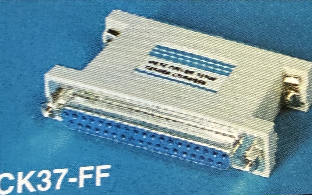 DB37 FEMALE-FEMALE ADAPTER