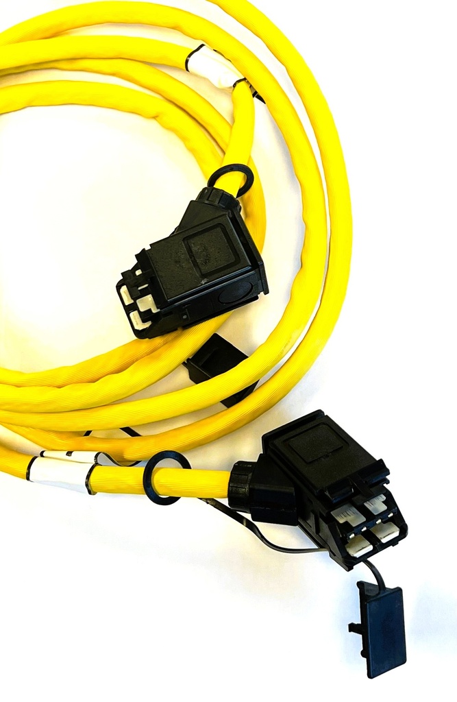 Reversed 8' IBM Data to Data Connector Token Ring Cable
